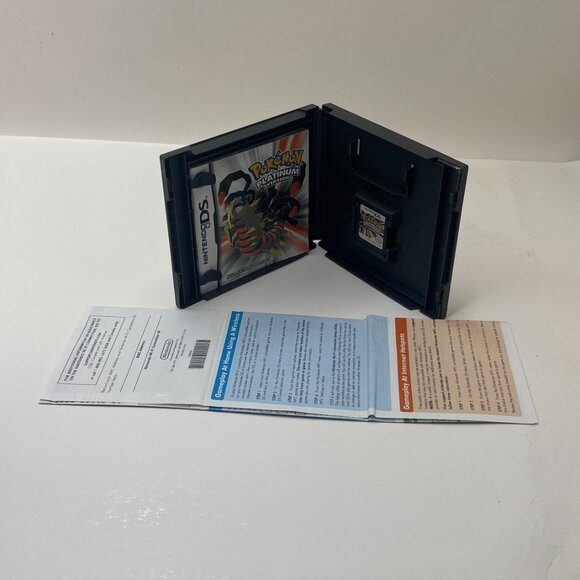 Pokemon Platinum Version DS (Nintendo DS, 2009) Complete W/ Manual - Picture 4 of 7